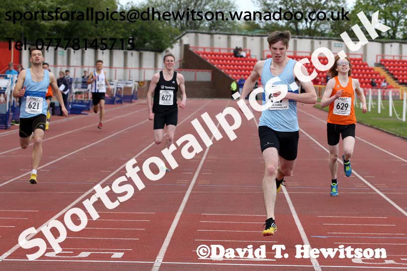 Mens under-20s 400 metres, North Eastern Track and Field Champs, Gateshead Stadium. Photo: David T. Hewitson/Sports for All Pics
